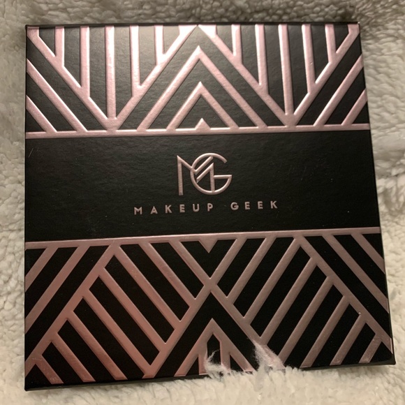 makeup geek Other - MANNYMUA X MAKEUP GEEK PALETTE